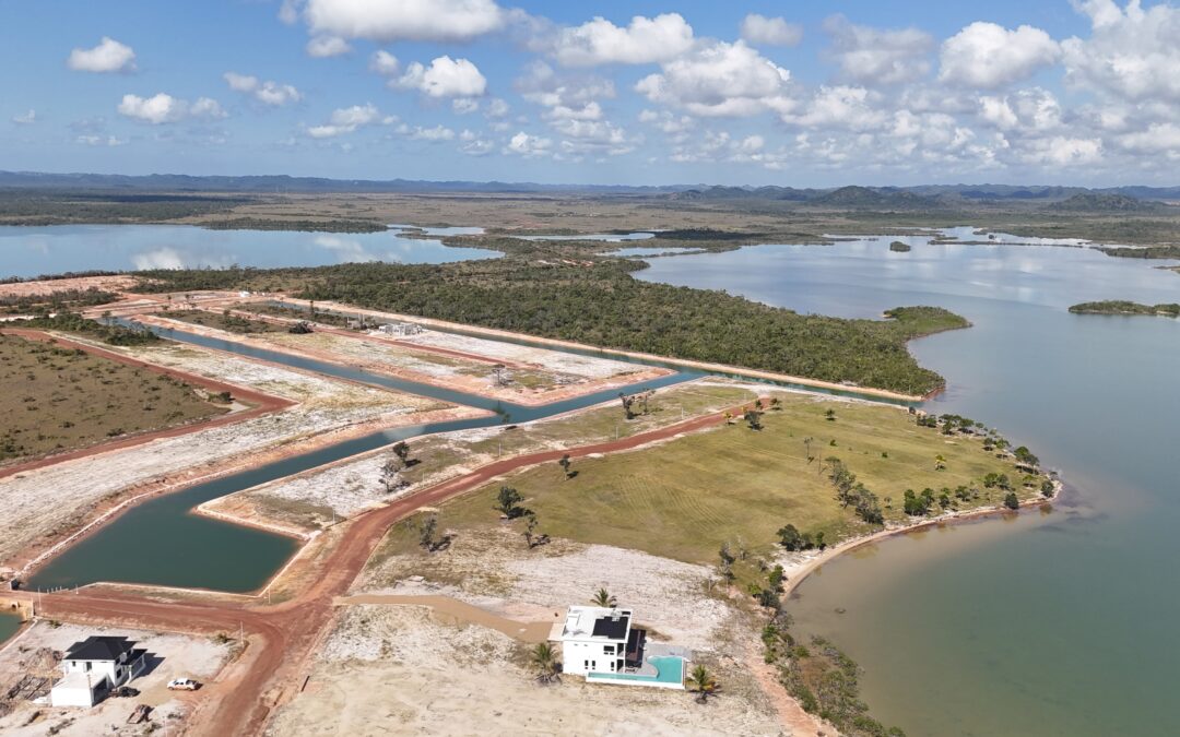 Belize Waterfront Lots for a Second Home
